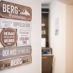 12 Mit 4 Schlafzimmern In Dom wakacyjny *