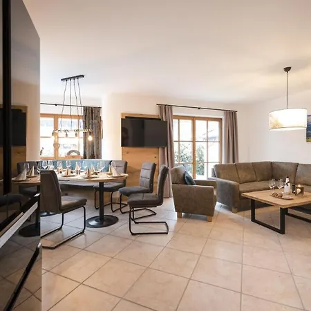 12 Mit 4 Schlafzimmern In Prázdninový dům *