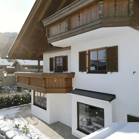 12 Mit 4 Schlafzimmern In Prázdninový dům