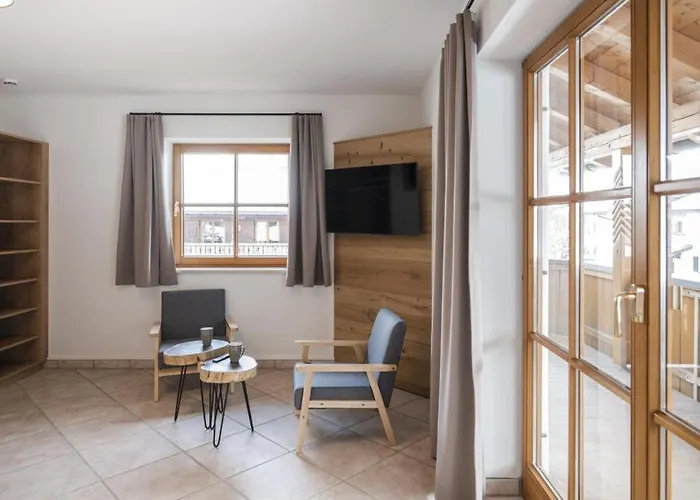 12 Mit 4 Schlafzimmern In Prázdninový dům *